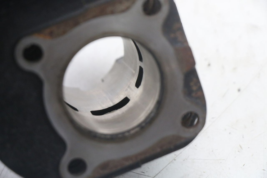 photo de CYLINDER TŁOK TNT MOTOR ROMA 10' 2T 50 (2011 - 2018) - Widok z bliska