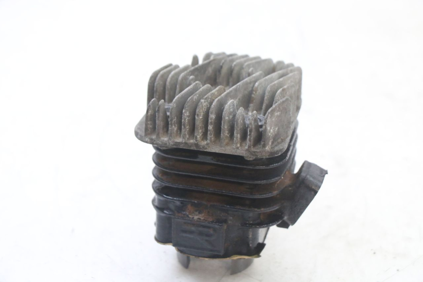 photo de CYLINDER TŁOK TNT MOTOR ROMA 10' 2T 50 (2011 - 2018) - Punkty mocowania