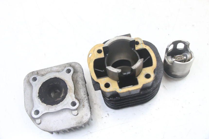 photo de CYLINDER TŁOK TNT MOTOR ROMA 10' 2T 50 (2011 - 2018) - Oznaczenia i referencje