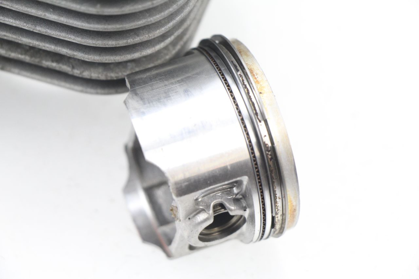 photo de CYLINDER TŁOK SYM TONIK 125 (2010 - 2014) - Szczegóły charakterystyczne