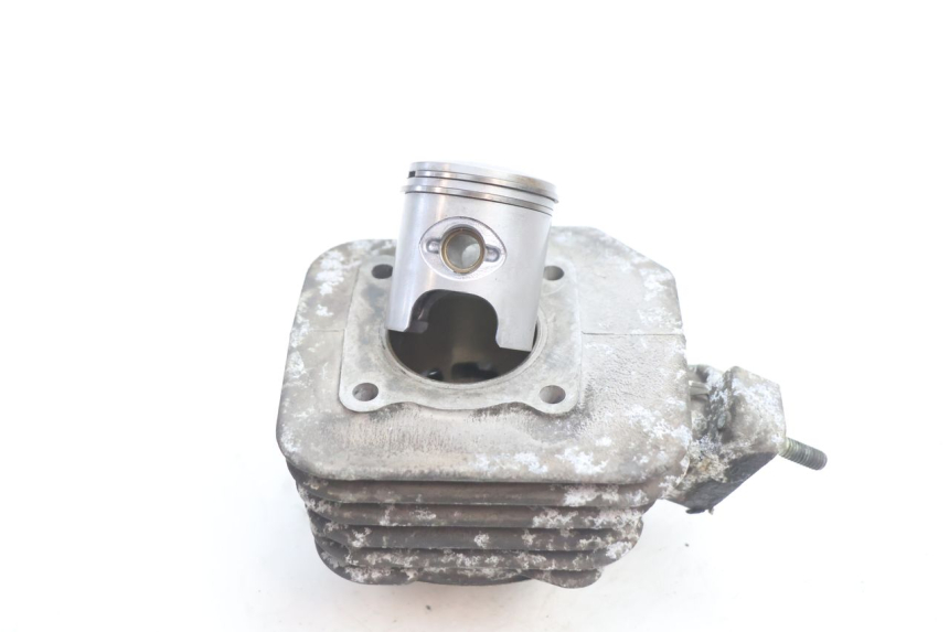 photo de TŁOK CYLINDRA PEUGEOT TREKKER 50 (1995 - 2004) - Widok główny