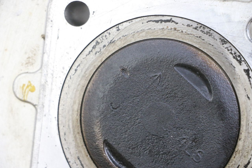 photo de CYLINDER TŁOK YAMAHA TTR 125 (2000 - 2020) - Szczegół części