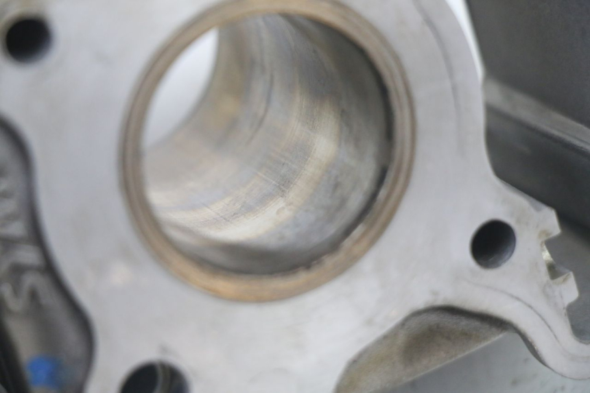 photo de CYLINDER TŁOK PEUGEOT TWEET 4T 50 (2018 - 2022) - Szczegóły charakterystyczne