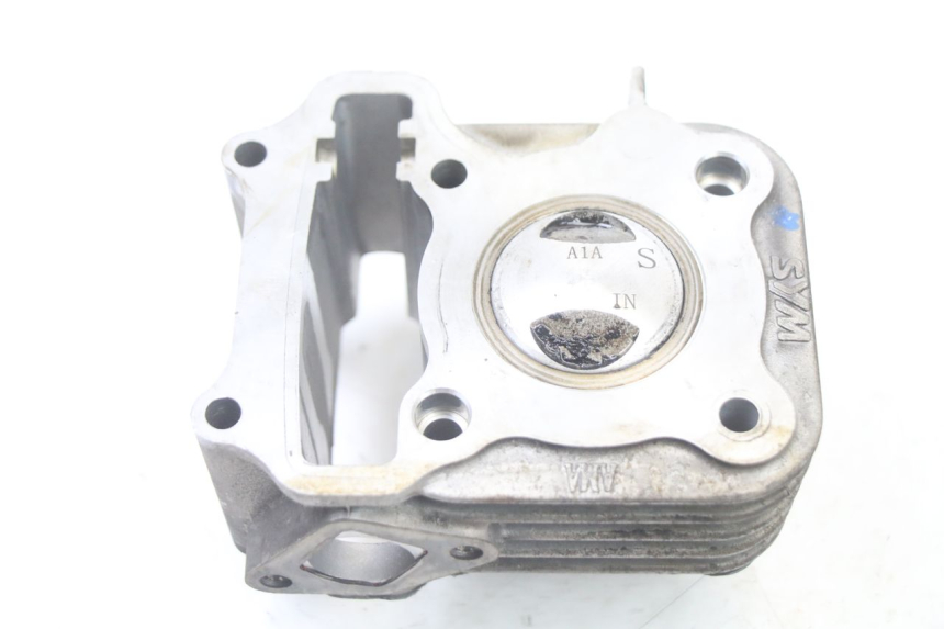 photo de CYLINDER TŁOK PEUGEOT TWEET 4T 50 (2018 - 2022) - Inny kąt widzenia