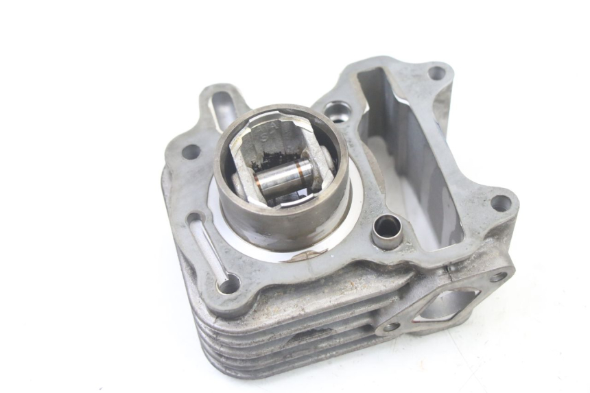 photo de CYLINDER TŁOK PEUGEOT TWEET 4T 50 (2018 - 2022) - Widok ogólny