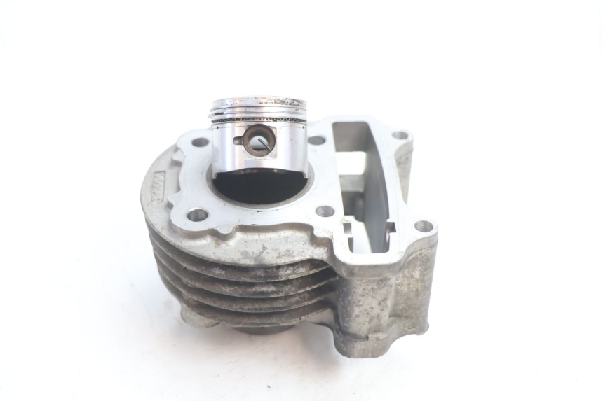 photo de CYLINDER TŁOK PEUGEOT V-CLIC VCLIC 50 (2007 - 2013) - Widok główny