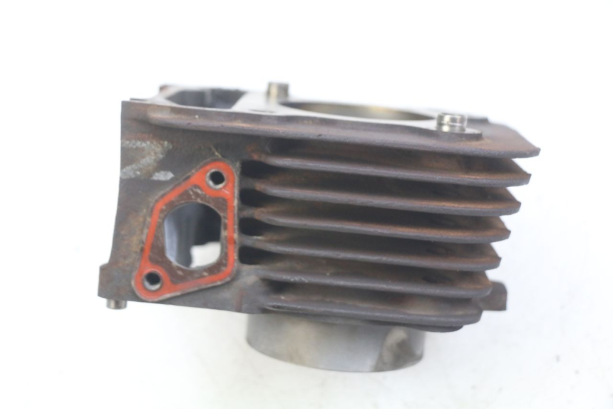 photo de CYLINDER TŁOK PIAGGIO VESPA LXV 125 (2006 - 2009) - Punkty mocowania