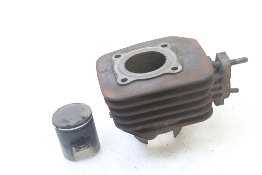 photo de CYLINDER TŁOK PEUGEOT VIVACITY NEW 2T 50 (2008 - 2017) - Szczegół części