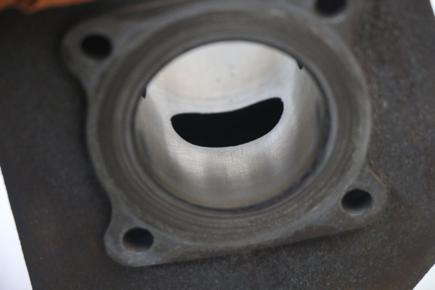 photo de CYLINDER TŁOK PEUGEOT VIVACITY NEW 2T 50 (2008 - 2017) - Oznaczenia i referencje