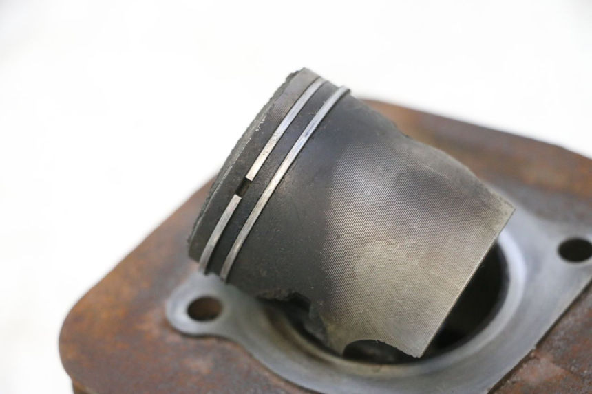 photo de CYLINDER TŁOK PEUGEOT VIVACITY NEW 2T 50 (2008 - 2017) - Widok główny