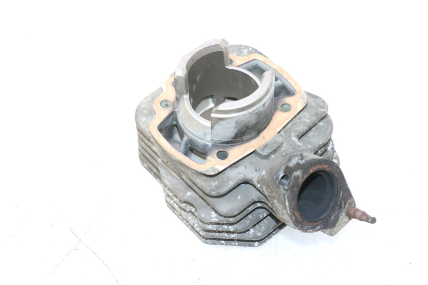 photo de CYLINDER TŁOK PEUGEOT VIVACITY 50 (1998 - 2003) - Szczegóły charakterystyczne