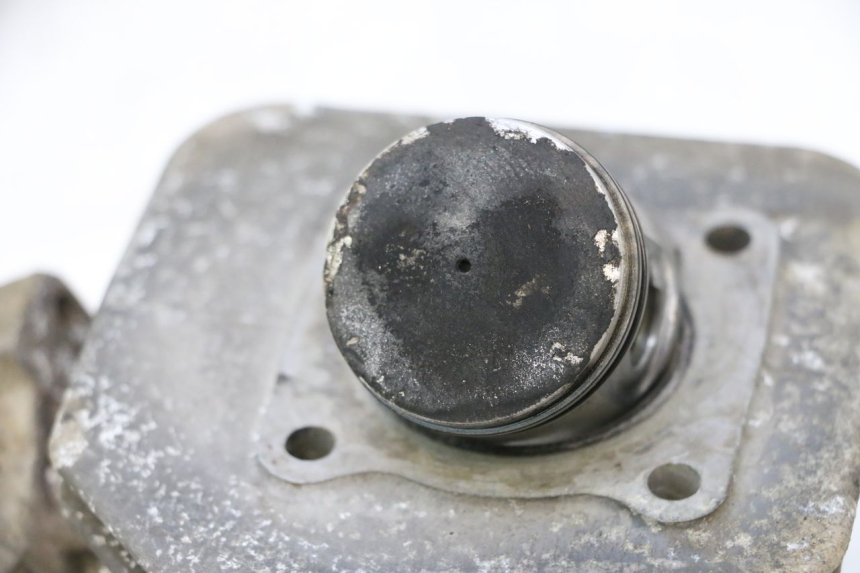 photo de CYLINDER TŁOK PEUGEOT VIVACITY 50 (1998 - 2003) - Kontrola wizualna