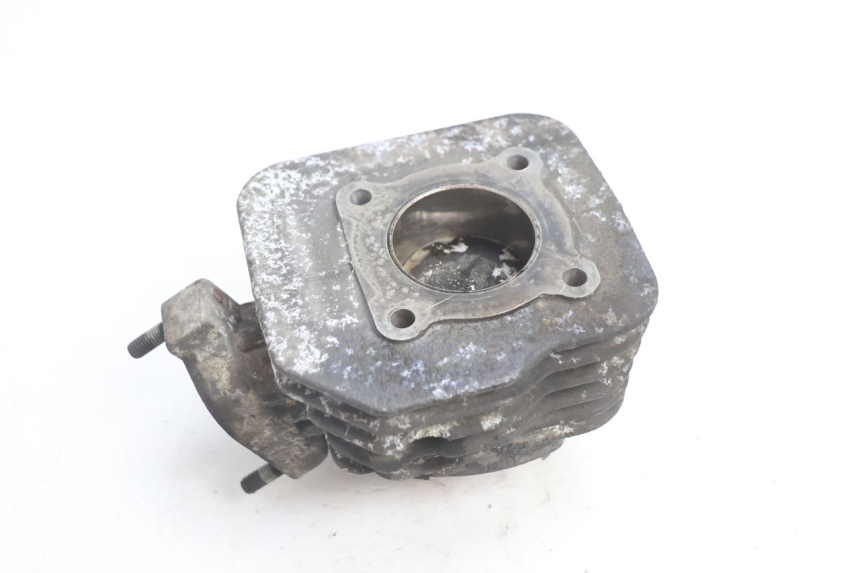 photo de CYLINDER TŁOK PEUGEOT VIVACITY 50 (2004 - 2009) - Inny kąt widzenia