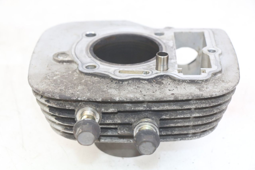 photo de CYLINDER TŁOK DAELIM VJ ROADWIN FI 125 (2008 - 2017) - Widok z bliska