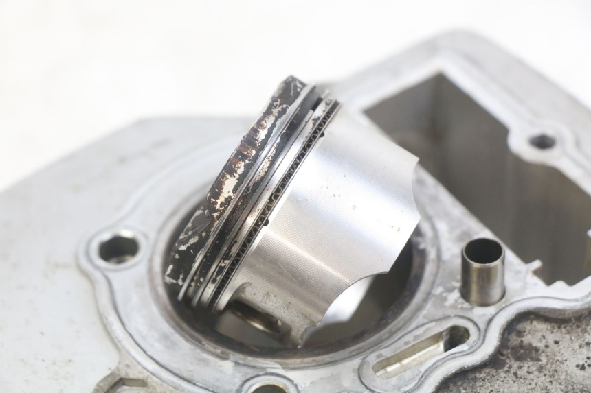 photo de CYLINDER TŁOK DAELIM VJ ROADWIN FI 125 (2008 - 2017) - Kontrola wizualna