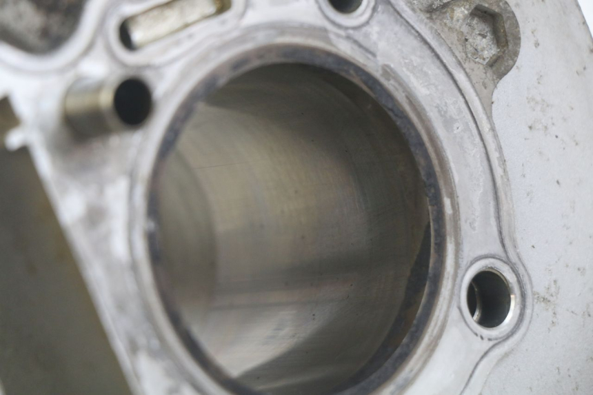 photo de CYLINDER TŁOK DAELIM VJ ROADWIN FI 125 (2008 - 2017) - Punkty mocowania