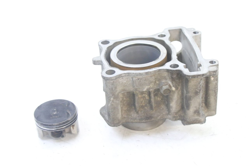 photo de CYLINDER TŁOK YAMAHA X-MAX XMAX 125 (2010 - 2013) - Zoom stanu zużycia