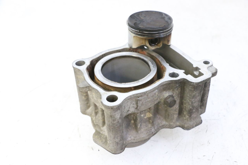 photo de CYLINDER TŁOK YAMAHA X-MAX XMAX 125 (2010 - 2013) - Widok główny