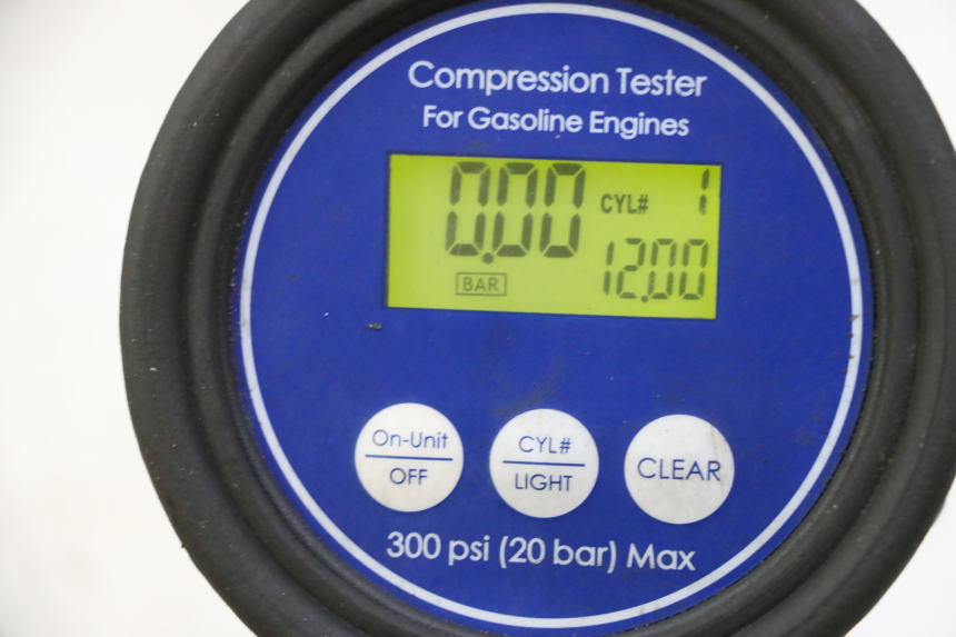 photo de CYLINDER TŁOK YAMAHA X-MAX XMAX 250 (2006 - 2009) - Struktura - zbliżenie