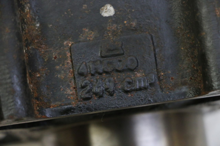 photo de CYLINDER TŁOK YAMAHA X-MAX XMAX 250 (2006 - 2009) - Zoom stanu zużycia