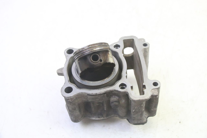 photo de CYLINDER TŁOK YAMAHA X-MAX XMAX 125 (2010 - 2013) - Szczegół części