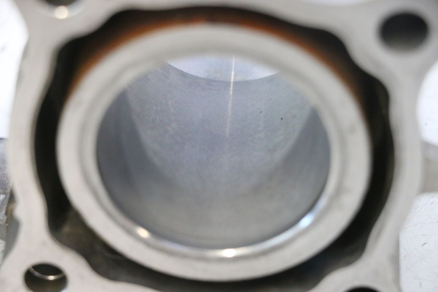 photo de CYLINDER TŁOK YAMAHA X-MAX XMAX 125 (2010 - 2013) - Zbliżenie techniczne