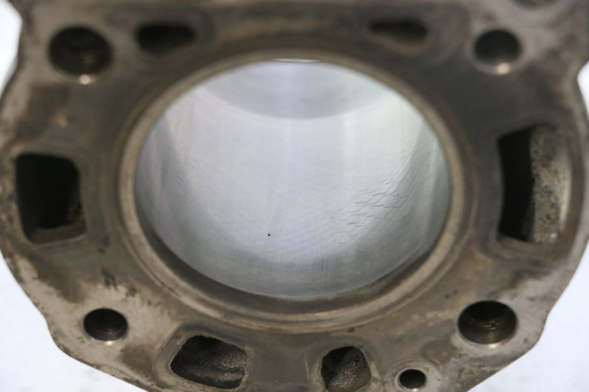 photo de CYLINDER TŁOK PIAGGIO X9 EVOLUTION 125 (2003 - 2007) - Szczegóły charakterystyczne