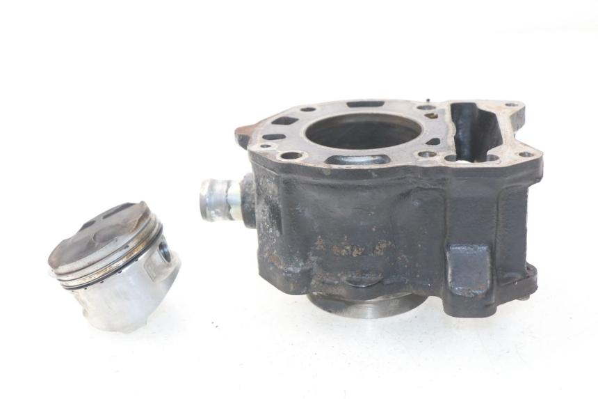 photo de CYLINDER TŁOK PIAGGIO X9 125 (2000 - 2003) - Oznaczenia i referencje