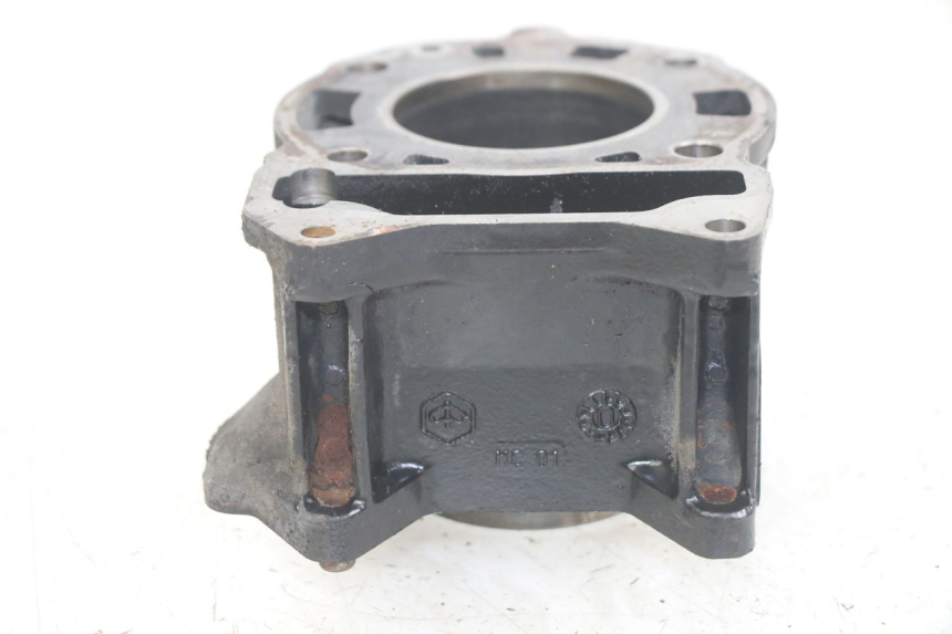 photo de CYLINDER TŁOK PIAGGIO X9 125 (2000 - 2003) - Zbliżenie techniczne