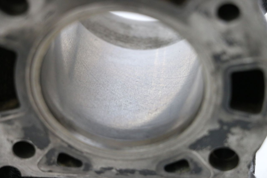 photo de CYLINDER TŁOK PIAGGIO XEVO - X EVO 125 (2007 - 2017) - Zbliżenie techniczne