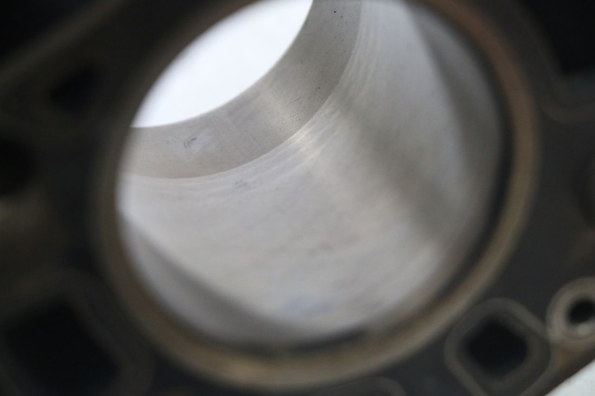 photo de CYLINDER TŁOK PIAGGIO XEVO - X EVO 125 (2007 - 2017) - Szczegóły charakterystyczne