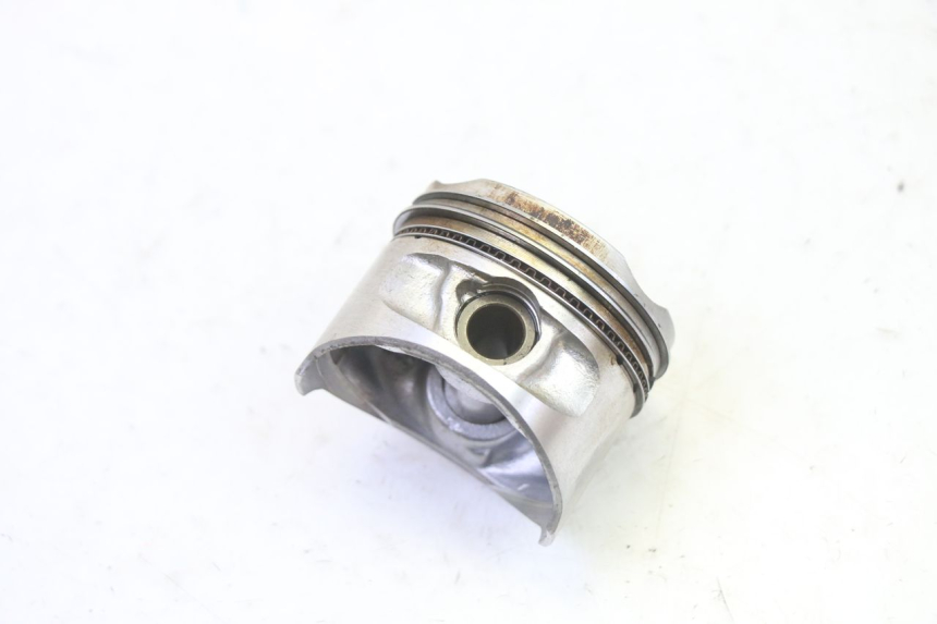 photo de CYLINDER TŁOK PIAGGIO XEVO - X EVO 125 (2007 - 2017) - Struktura - zbliżenie