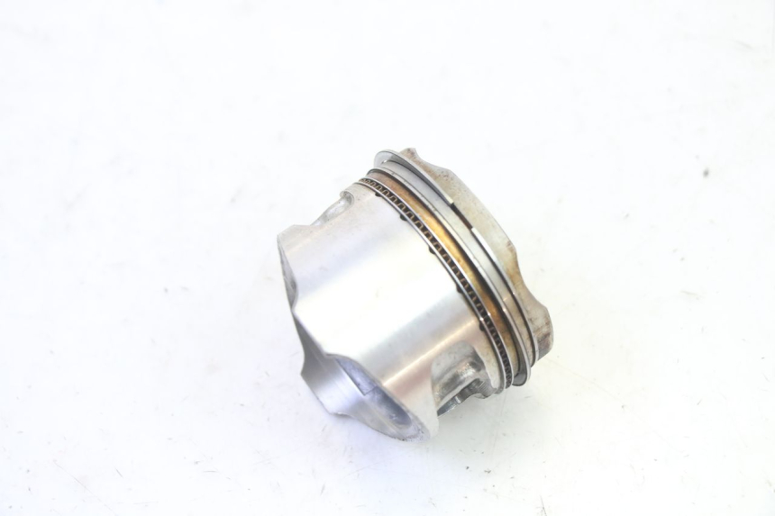 photo de CYLINDER TŁOK PIAGGIO XEVO - X EVO 125 (2007 - 2017) - Alternatywny kąt