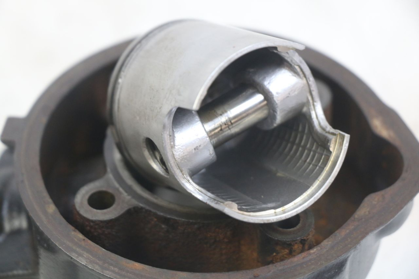 photo de CYLINDER TŁOK PEUGEOT XP6 50 (2006 - 2011) - Zdjęcie dodatkowe