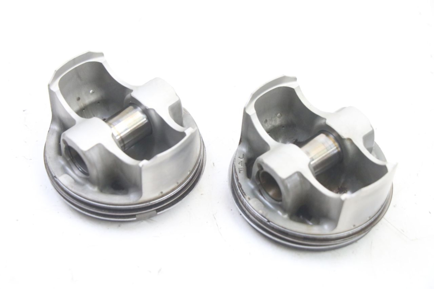 photo de CYLINDER TŁOK YAMAHA YP T-MAX TMAX 530 (2017 - 2020) - Stan powierzchni