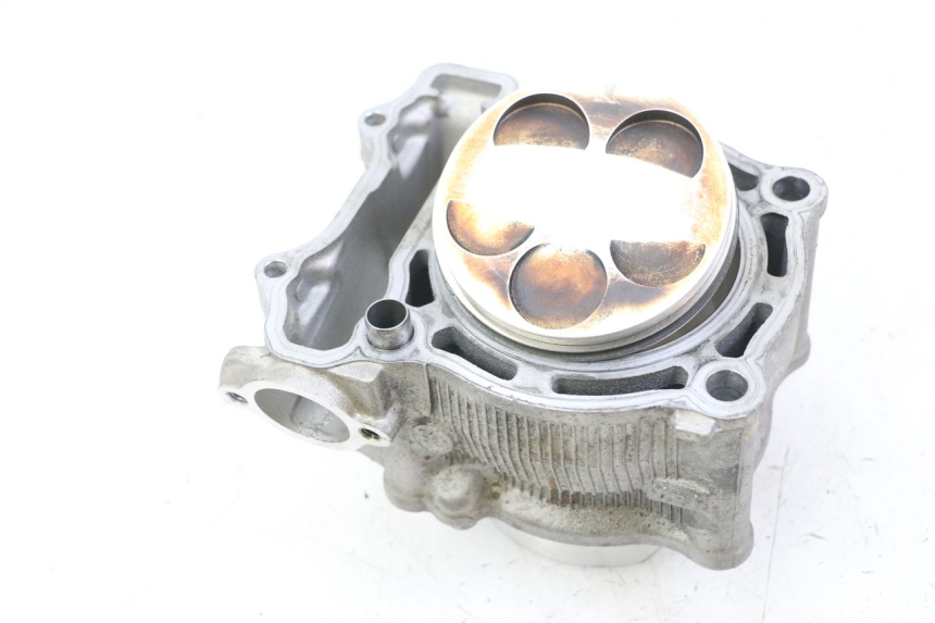 photo de CYLINDER TŁOK YAMAHA YZ-F YZF 250 (2007 - 2013) - Widok profilu