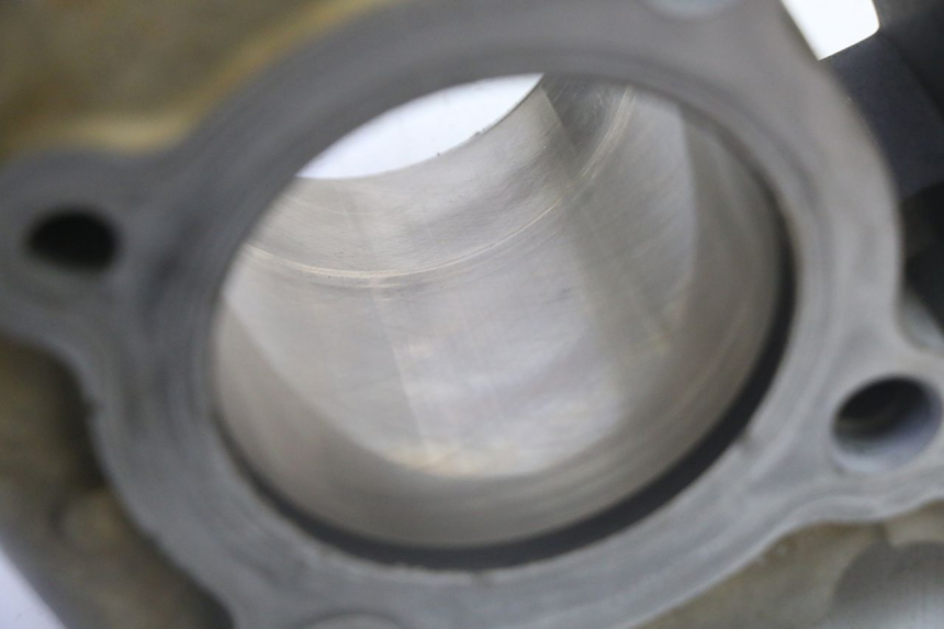 photo de CYLINDER TŁOK YAMAHA YFM R RAPTOR 250 (2008 - 2014) - Widok z bliska