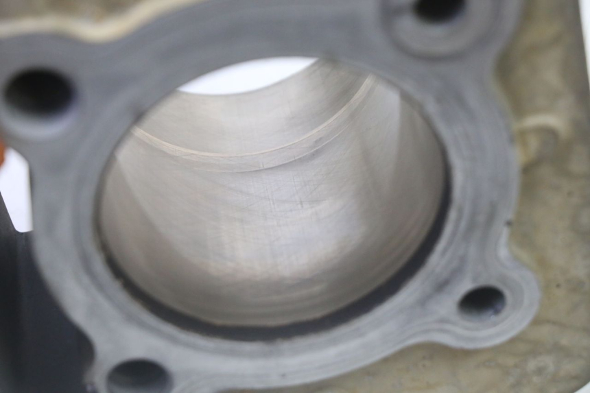 photo de CYLINDER TŁOK YAMAHA YFM R RAPTOR 250 (2008 - 2014) - Kontrola wizualna