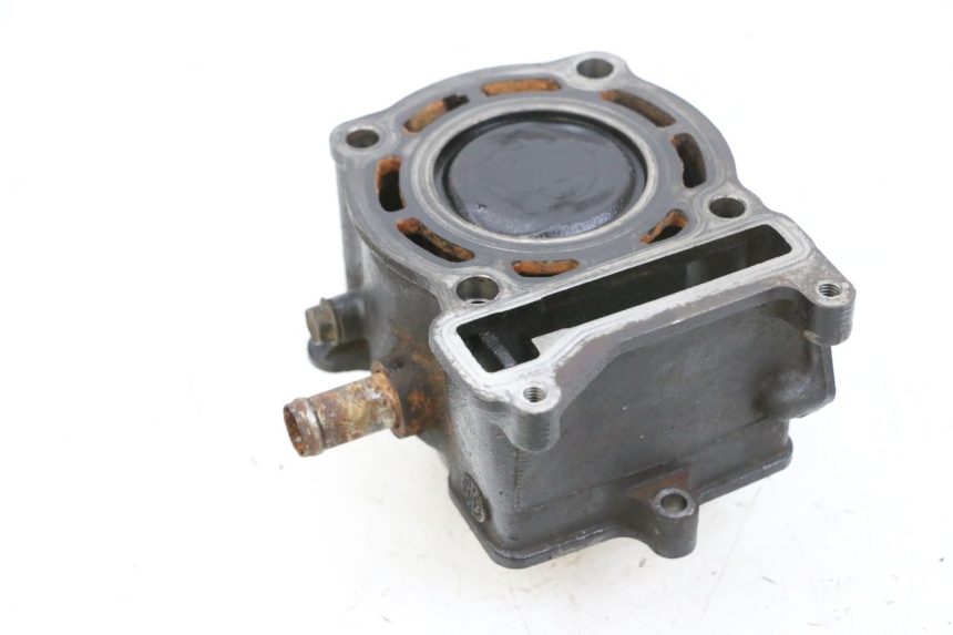 photo de CYLINDER TŁOK YAMAHA YP MAJESTY 125 (2002 - 2006) - Zbliżenie techniczne