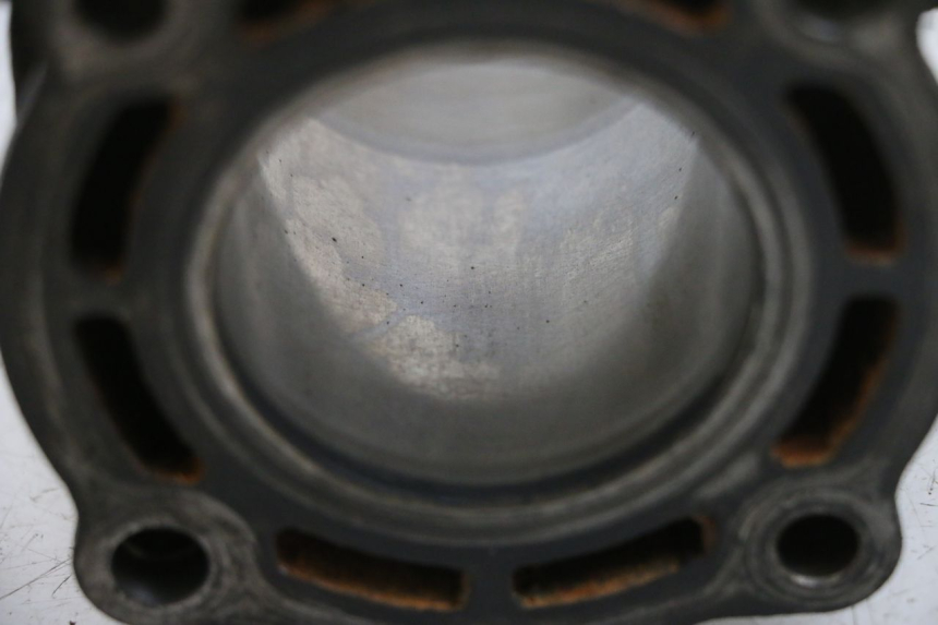 photo de CYLINDER TŁOK YAMAHA YP MAJESTY 125 (2002 - 2006) - Punkty mocowania