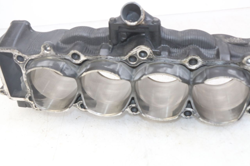 photo de CYLINDER TŁOK YAMAHA YZF R1 1000 (2007 - 2008) - Punkty mocowania