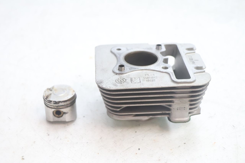 photo de TŁOK CYLINDRA PIAGGIO ZIP IGET 4T 50 (2021 - 2023) - Widok główny