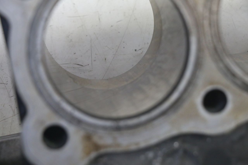 photo de CYLINDER TŁOK KAWASAKI ZR 7 750 (1999 - 2004) - Zdjęcie dodatkowe