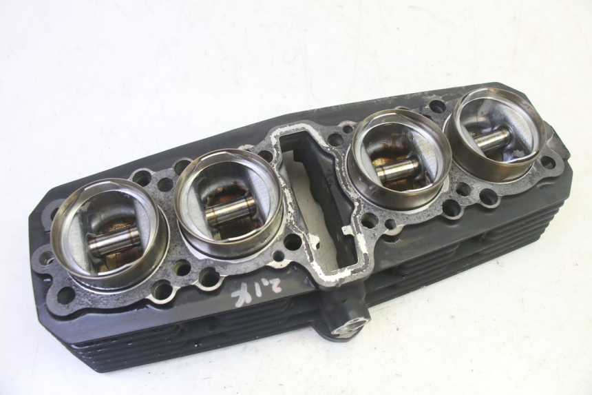 photo de CYLINDER TŁOK KAWASAKI ZR 7 750 (1999 - 2004) - Punkty mocowania