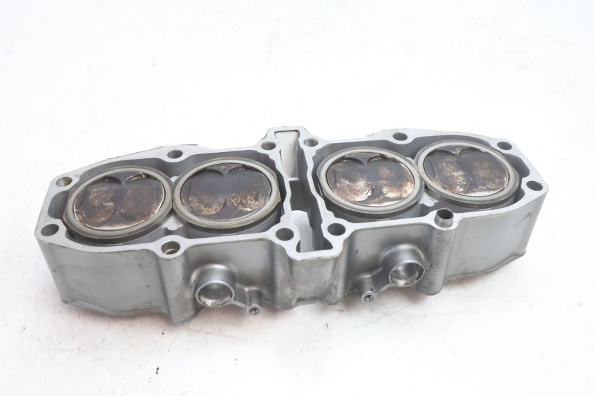 photo de TŁOK CYLINDRA KAWASAKI ZZR 600 (1995 - 2004) - Zbliżenie techniczne