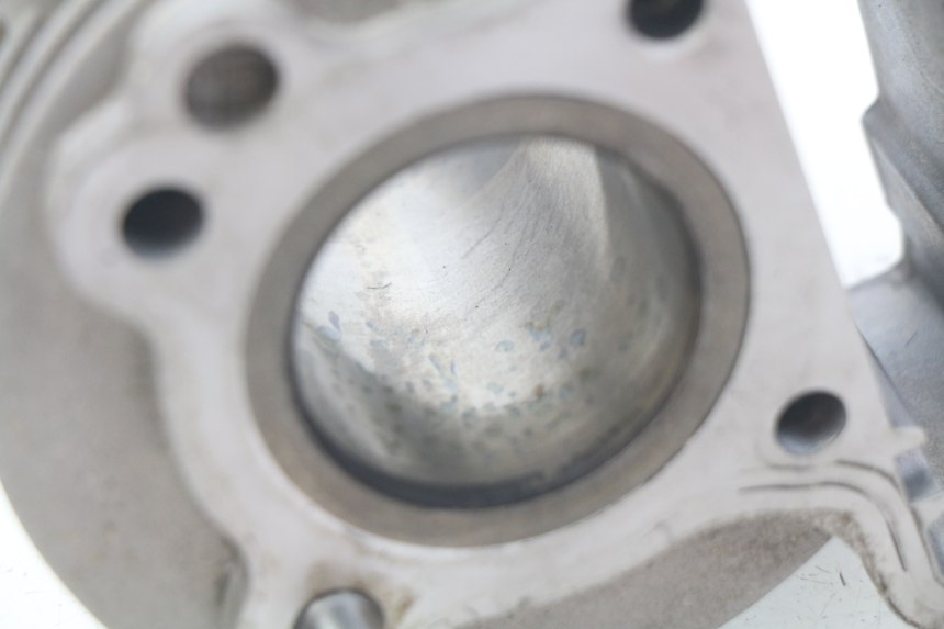 photo de CYLINDER TNT MOTOR ROMA 10' 4T 50 (2007 - 2018) - Część sprawdzona