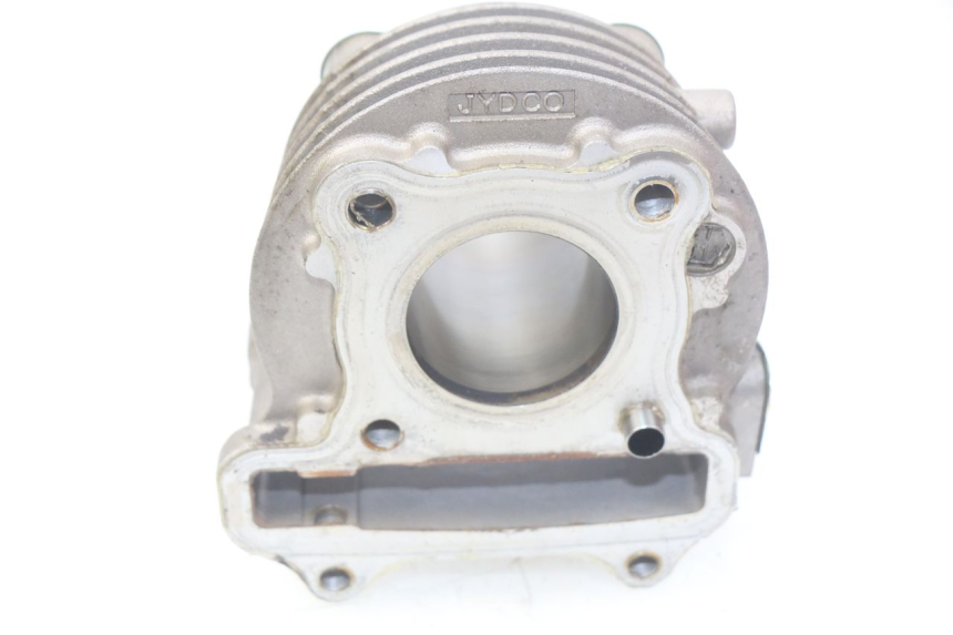 photo de CYLINDER PEUGEOT STREETZONE 4T 50 (2018 - 2023) - Zoom stanu zużycia