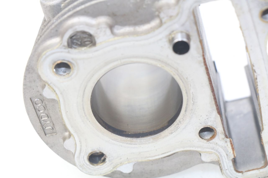 photo de CYLINDER PEUGEOT STREETZONE 4T 50 (2018 - 2023) - Inny kąt widzenia