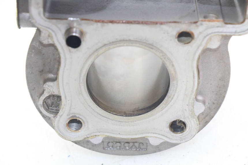 photo de CYLINDER PEUGEOT STREETZONE 4T 50 (2018 - 2023) - Zbliżenie techniczne