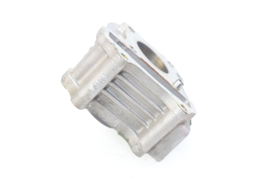 photo de CYLINDER PEUGEOT STREETZONE 4T 50 (2018 - 2023) - Punkty mocowania